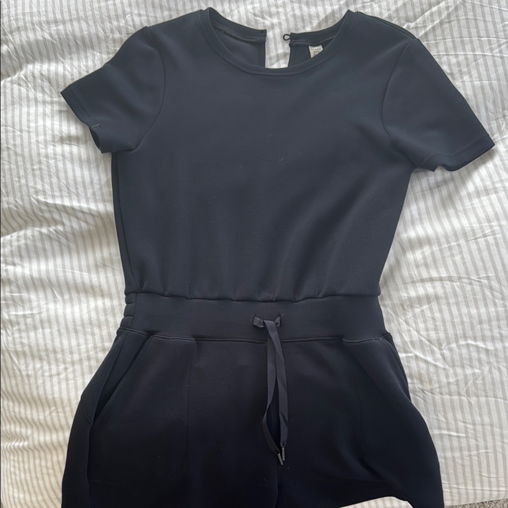 Spanx airluxe Black Short Sleeve romper